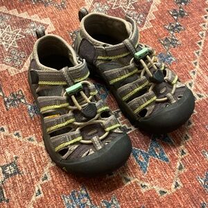 Keen Newport H2 Toddler Sandals